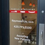 Glass door to enter the practice