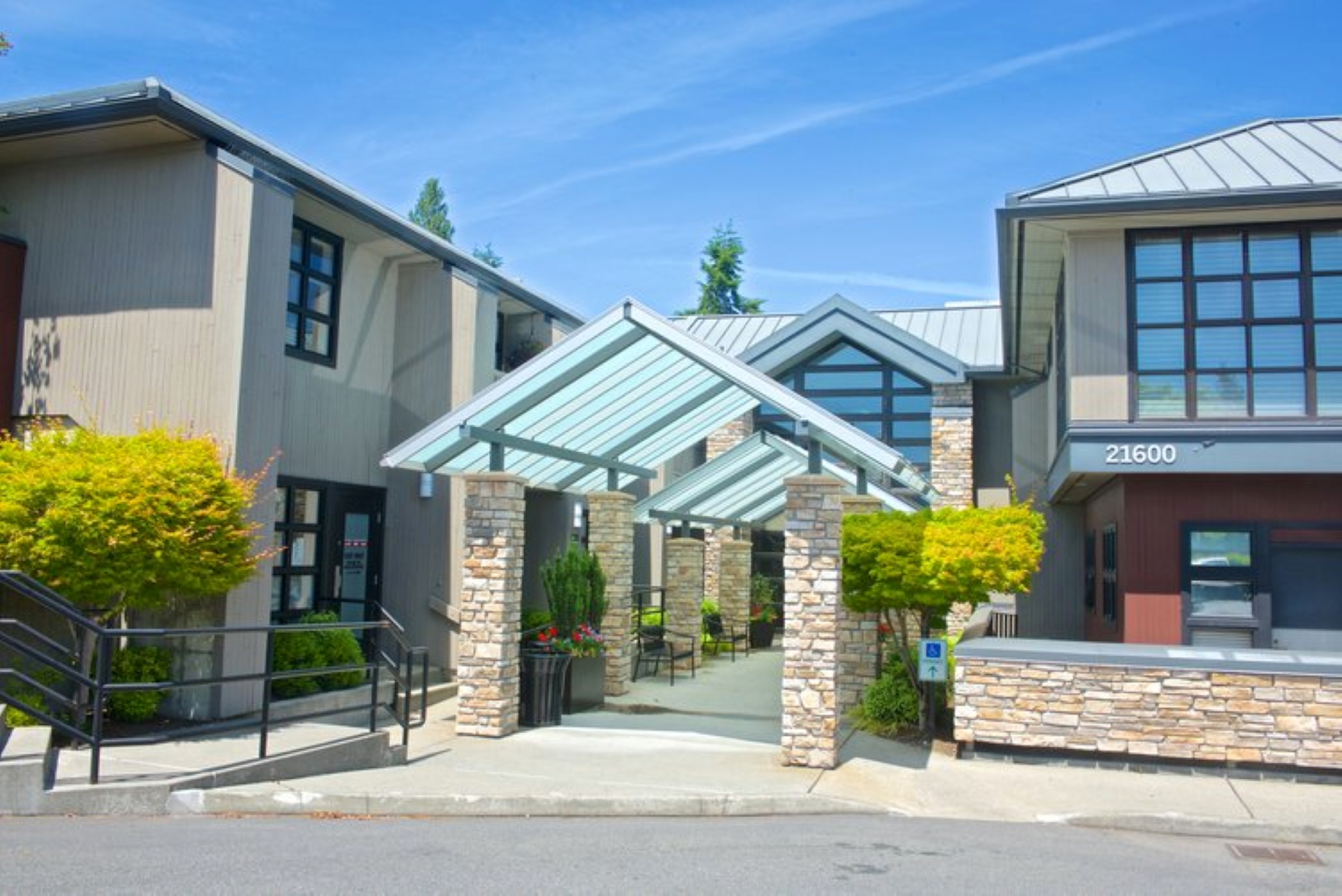 Outside of Raymond Liu, DDS Practice